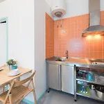 Fred's House Asprela Penzion 4*